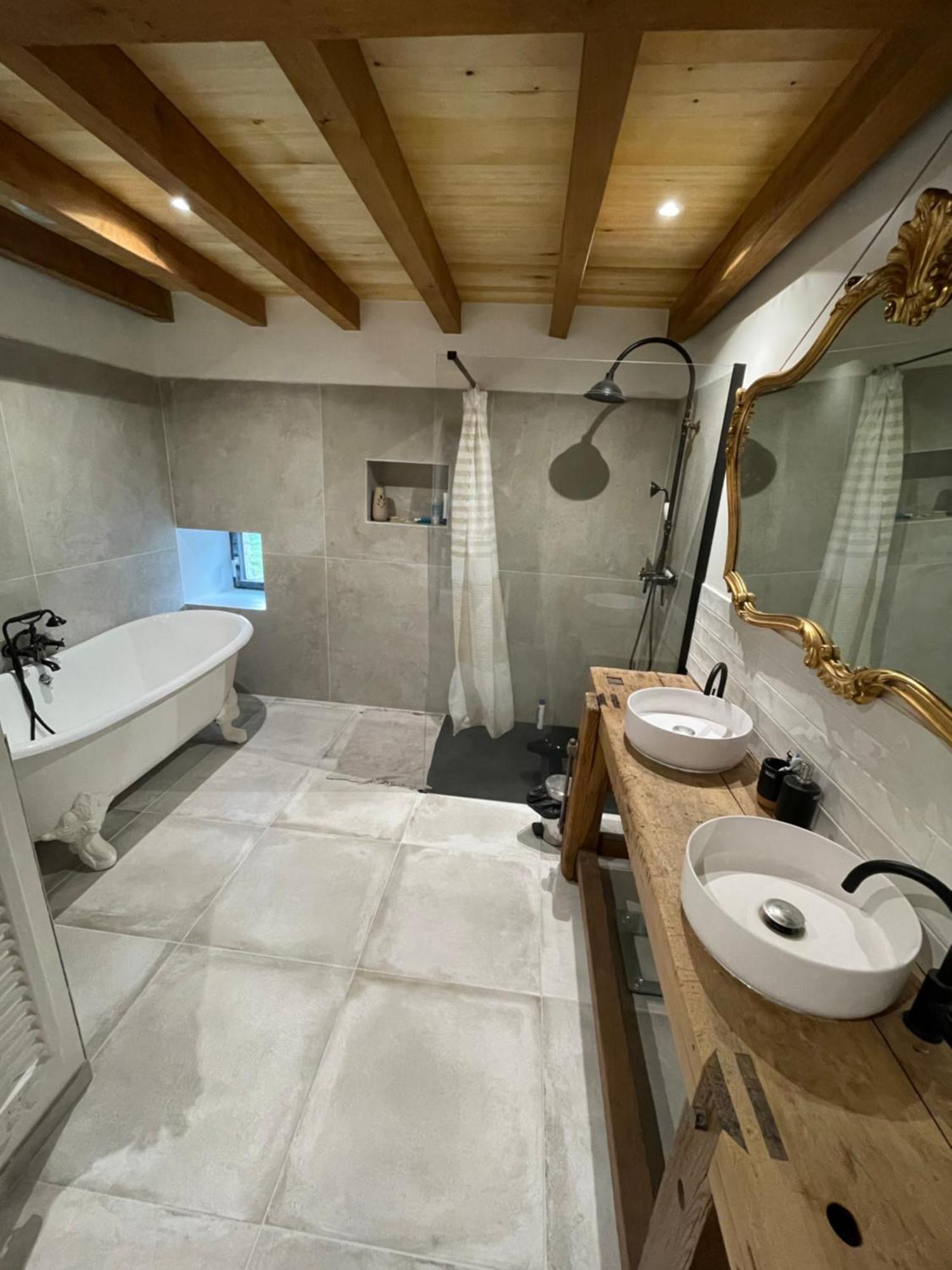 Ancienne Grange Renovee En Xaintrie Villa Hautefage Luaran gambar